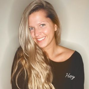 Meet your Posher, Kaitlyn